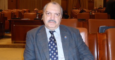 Stire din Politică-Administrație : Victor Socaciu, numit secretar de stat pentru Problemele Revoluționarilor din Decembrie 1989