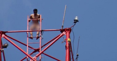 Atenție, IMAGINI ȘOCANTE! Crime cu sânge rece, accidente rutiere mortale, incendii devastatoare...Iată cele mai dramatice evenimente ale verii 2014 - 34