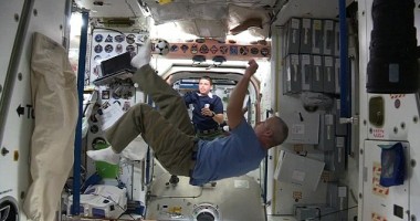 Stire din Tehnologie : Astronauții de pe ISS au jucat fotbal pe orbită pentru a marca debutul Cupei Mondiale FIFA 2014
