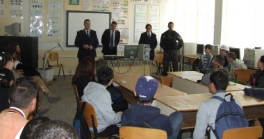 Viitorii gardieni din penitenciare, căutați printre elevii din Constanța - 3