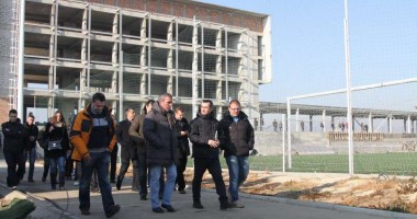 Stire din Sport : Gheorghe Hagi a prezentat realizările Academiei pe 2011