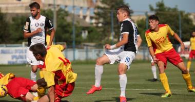 Stire din Sport : Fotbal: FC Viitorul II joacă mâine cu Dunărea Călărași, în turul IV al Cupei României