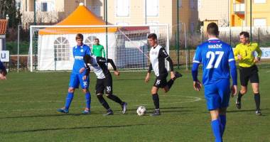 Stire din Sport : Fotbal: FC Viitorul a încheiat cu o victorie grupa din cadrul turneului Arena Cup