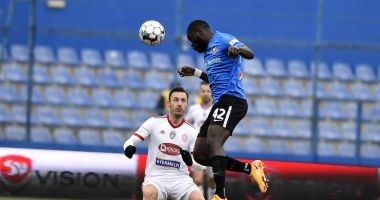 Stire din Sport : Viitorul şi Sepsi, egal cu multe goluri la Ovidiu
