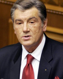 Stire din Actualitate : Viktor Iușcenko  depune mărturie  la procesul Iuliei Timoșenko