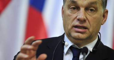 Stire din Actualitate : Viktor Orban  alocă bani publici pentru stadioane noi