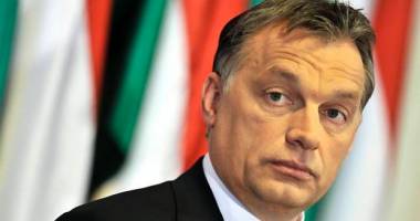 Stire din Actualitate : CRIZA REFUGIAȚILOR. VIKTOR ORBAN, noi declarații controversate