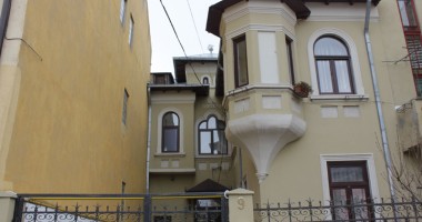 BĂTAIE DE JOC: Cum "protejează" Primăria Constanța casele de patrimoniu - 4