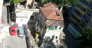 Dărăpănături și șobolani în centrul Constanței - 6