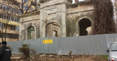 Galerie FOTO / Cum va deveni Vila Elena, dintr-o ruină, noul Centru de Cultură Urbană al Constanței - 3