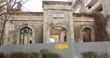 Galerie FOTO / Cum va deveni Vila Elena, dintr-o ruină, noul Centru de Cultură Urbană al Constanței - 6
