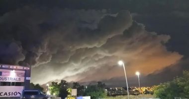 Stire din Actualitate : Un nor toxic de clor a blocat în case peste 160.000 de persoane
