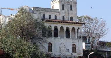 Stire din Cultură-Educație : Familiile aristocratice ale Constanței. Vila Șuțu și un proces de răsunet!