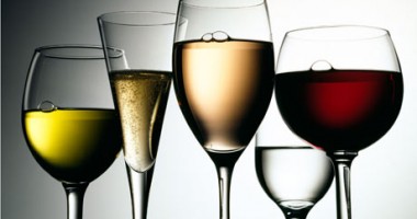 Stire din Cultură-Educație : Degustare de vin, la Librăria Cărturești