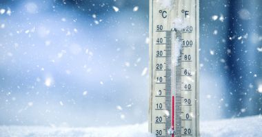 Vin temperaturi polare peste România