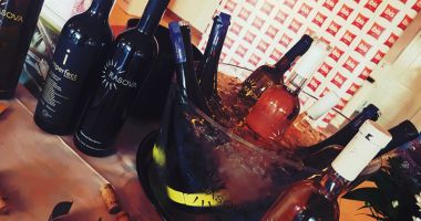 Stire din Social : Delicatese și vinuri  de excepție, la restaurantul Hotelului "Ibis"