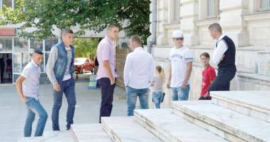 Stire din Eveniment : Cei șapte violatori din Vaslui, condamnați definitiv. Pedepse MAI MARI!