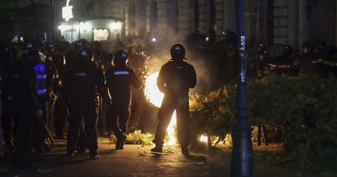 Stire din Eveniment : Fost șef ISU și locotenent-colonel în rezervă, cercetat penal pentru protestele violente din fața BEC
