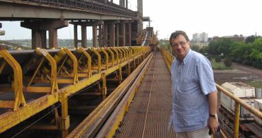 Stire din Economie : Viorel Panait acuză conducerea CNAPMC că dezinformează opinia publică