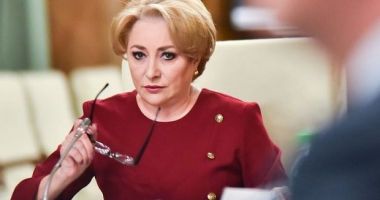 Stire din Politică-Administrație : "Rectificarea bugetară este pozitivă; asigură plata salariilor, funcționarea tuturor instituțiilor și continuarea investițiilor"