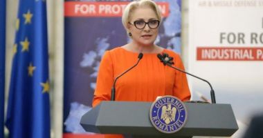 Stire din Politică-Administrație : Remanierea Guvernului, decisă pe 15 iulie. Cei 8 miniștri evaluați de Dăncilă