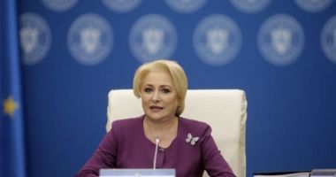 Stire din Politică-Administrație : Viorica Dăncilă: Va exista o remaniere. Luni termin evaluarea