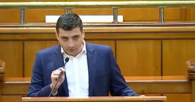 Stire din Actualitate : Virgil Popescu i-a dat lui Simion medalia Ordinul Muncii: Aţi depăşit în doi ani și jumătate planul cincinal de propagandă rusească