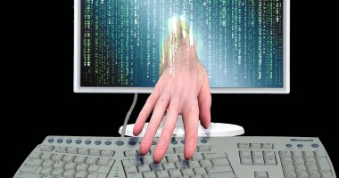 Stire din Actualitate : Noul virus informatic "Duqu" face ravagii