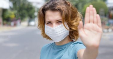 Stire din Social : Dr. Sorin Rugină: "Virusul rămâne și misiunea lui este să găsească noi victime"