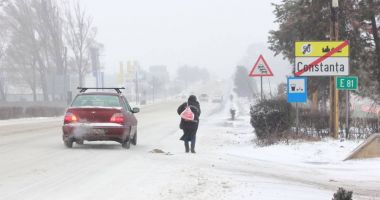 Ninsori și ger, astăzi, la Constanța. La ora 15 intră în vigoare codul galben de viscol