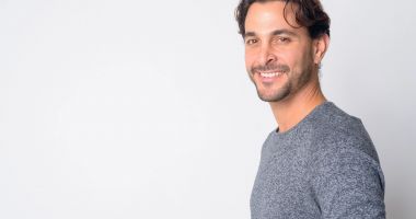 Stire din Sănătate : Vitamina D are un rol important și în ceea ce privește creșterea părului