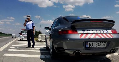 Stire din Eveniment : "Zbura" pe Autostrada Soarelui cu 238 de km pe oră!