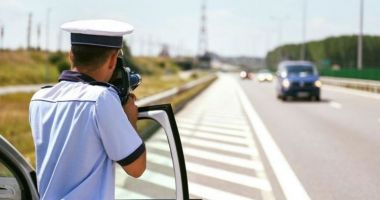 Stire din Eveniment : Șoselele, împânzite de vitezomani. Poliția a scos radarele