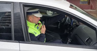 Stire din Eveniment : Șofer de 27 de ani, prins de polițiști în timp ce conducea cu 226 de km/h