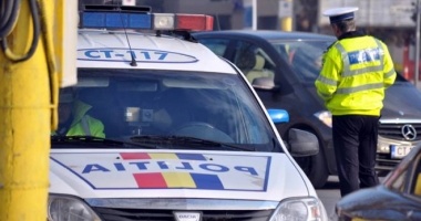 Stire din Eveniment : Șofer de 19 ani, prins cu peste 200 km/h, în drum spre Constanța. Cum l-au sancționat polițiștii de la Rutieră