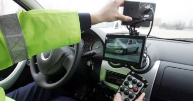 Stire din Eveniment : Vitezoman surprins pe Autostrada Soarelui