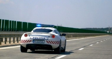 Stire din Eveniment : Vitezoman prins de radar cu peste 230 Km/h pe Autostrada Soarelui