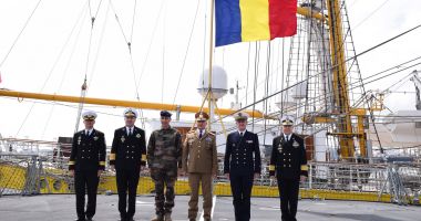 Stire din Eveniment : Șeful Statului Major al Forțelor Navale Franceze, în vizită la Constanța
