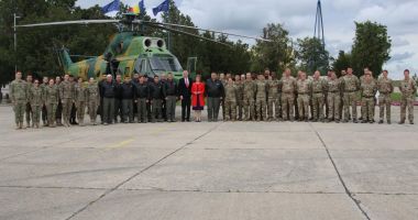 Vizită regală la Baza 57 Aeriană Mihail Kogălniceanu
