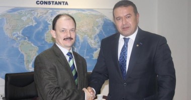 Stire din Economie : Consilierul Ambasadei Republicii Belarus, în vizită la Camera de Comerț Constanța