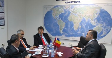 Stire din Economie : Ministrul pentru Afaceri comerciale din cadrul Ambasadei Egiptului, în vizită la CCINA Constanța