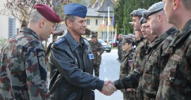 Stire din Eveniment : Vizită oficială a șefului Statului Major General în Republica Slovenia