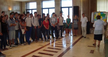 Stire din Economie : 600 de elevi și studenți au vizitat portul Constanța