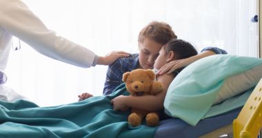 Stire din Eveniment : Vizitele la domiciliu, răspuns pentru tratamentul copiilor cu cancer din Dobrogea