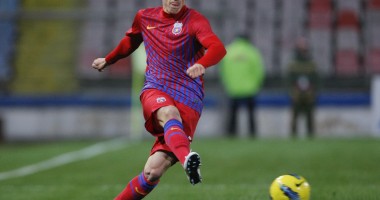 Stire din Sport : Verdict DUR dat de medici! Chiricheș are entorsă la genunchi, Chipciu ajunge la "cuțit"!