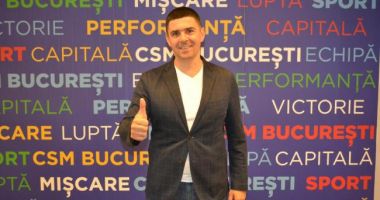 Stire din Sport : Handbalul la CSM București, pe mâna lui Vlad Enăchescu