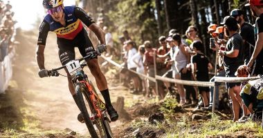 Stire din Sport : Ciclism – JE 2023: Vlad Dascălu a cucerit aurul în cursa de mountain bike
