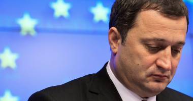 Stire din Actualitate : Republica Moldova / Fostul premier Vlad Filat a rămas fără imunitate. Acesta poate fi arestat