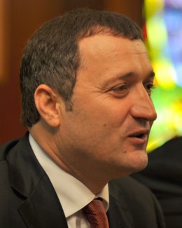 Stire din Actualitate : Premierul Moldovei cere Rusiei să-și retragă trupele din Transnistria