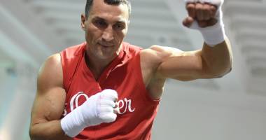 Stire din Sport : Kliciko a fost detronat. Campionul greilor, învins de britanicul Tyson Fury